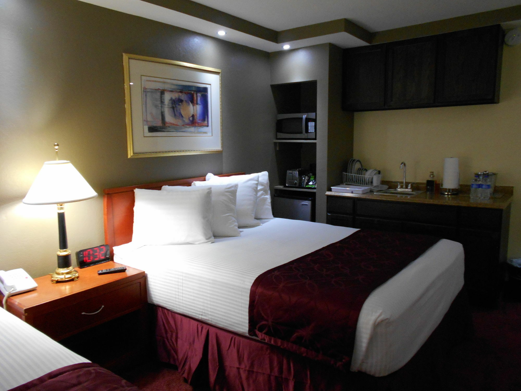Grandview Best Host Inn Plaza Kansas City South מראה חיצוני תמונה